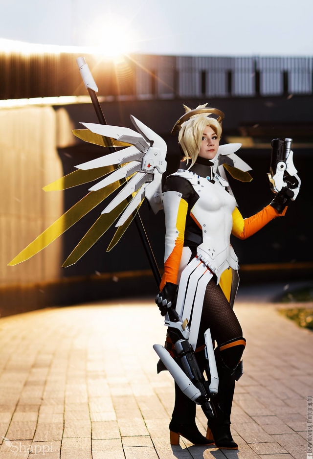 mercy cosplay